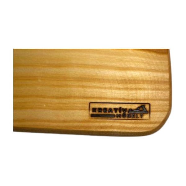 square-format,-white-background,-no-shadow-designify (26)